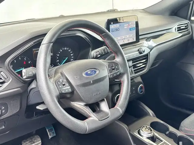 Ford Focus view 18