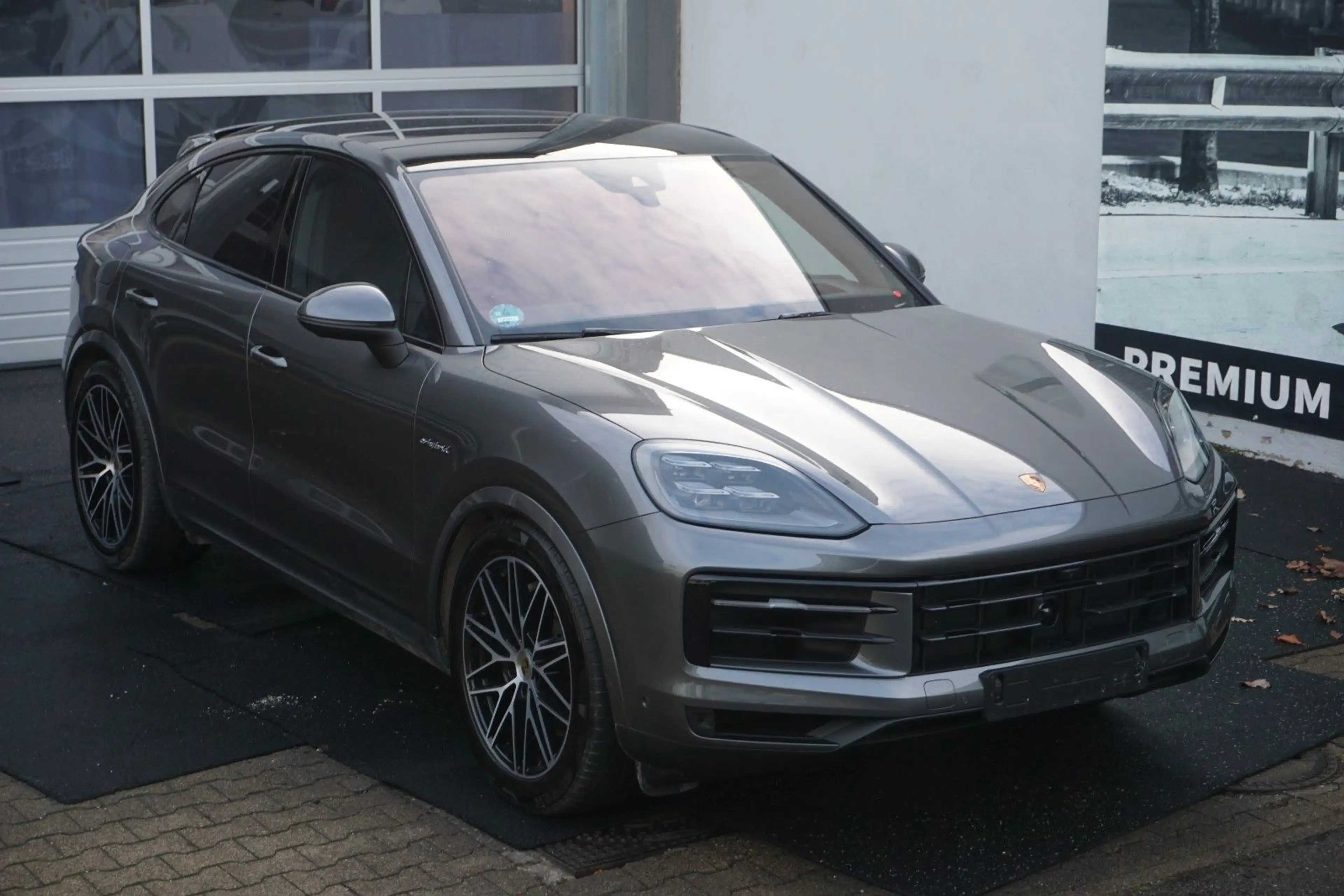 Porsche Cayenne Coupe E-Hybrid*Luft*AHK*BOSE*HeadUp*14We — photo 6