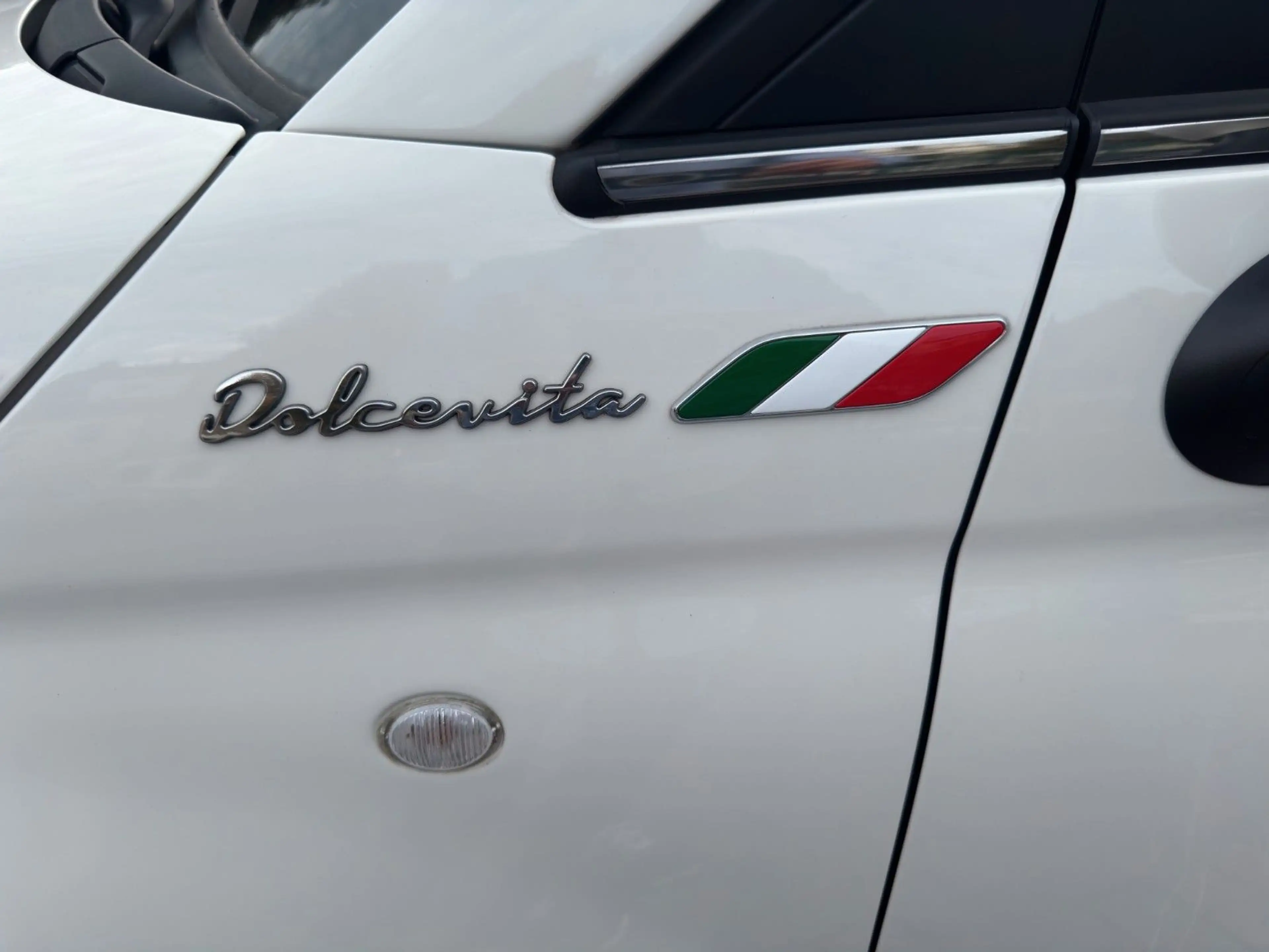 Fiat 500C Dolcevita Leder Apple CarPlay LED PDC — photo 10