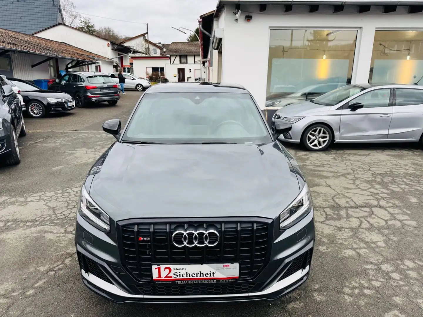 Audi SQ2 2.0 TFSI quattro/Head-Up/AHK/LED/ACC/ Grau - 2