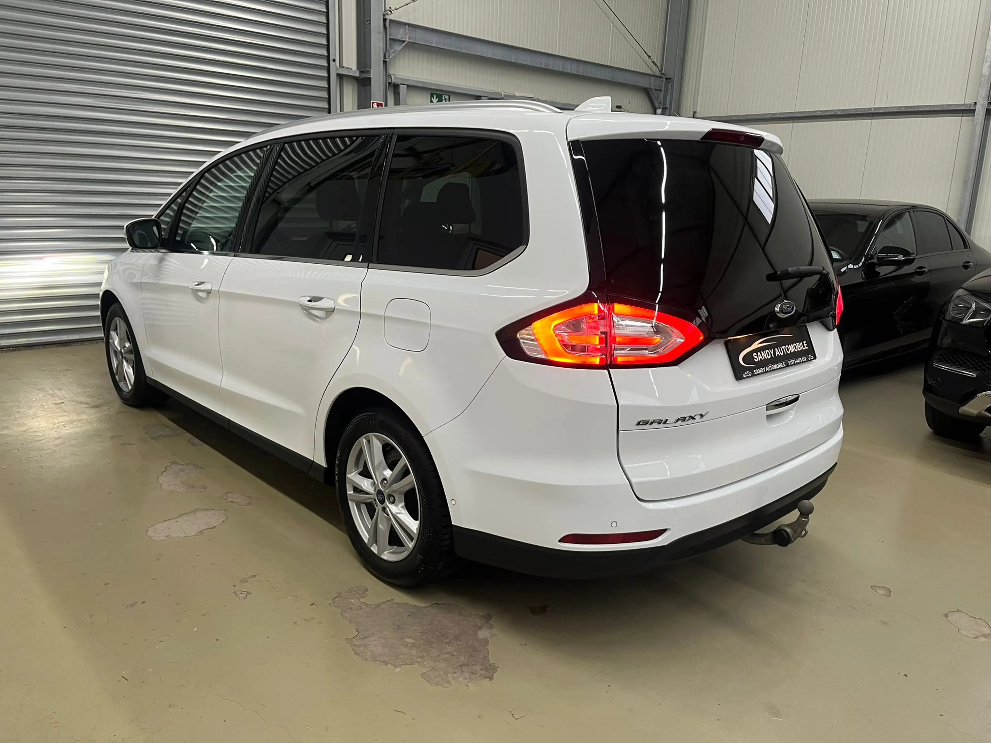 Ford Galaxy Titanium 7.Sitzer LED AHK Kamer-Vorn+Hint — photo 2