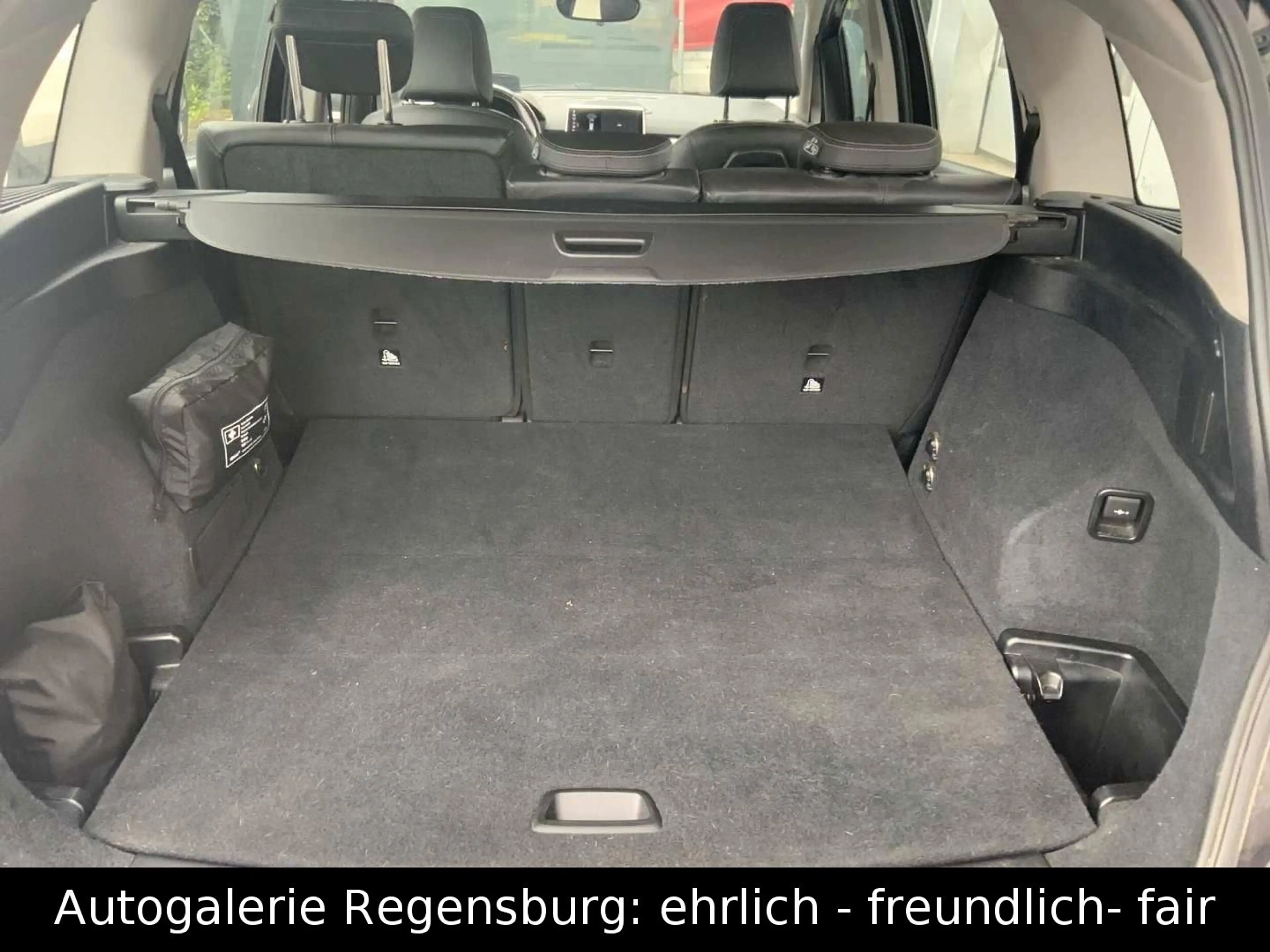 BMW 220 d Gran Tourer*LED*NAVI GROß*KAMERA*TEMPOM*HUD — photo 6