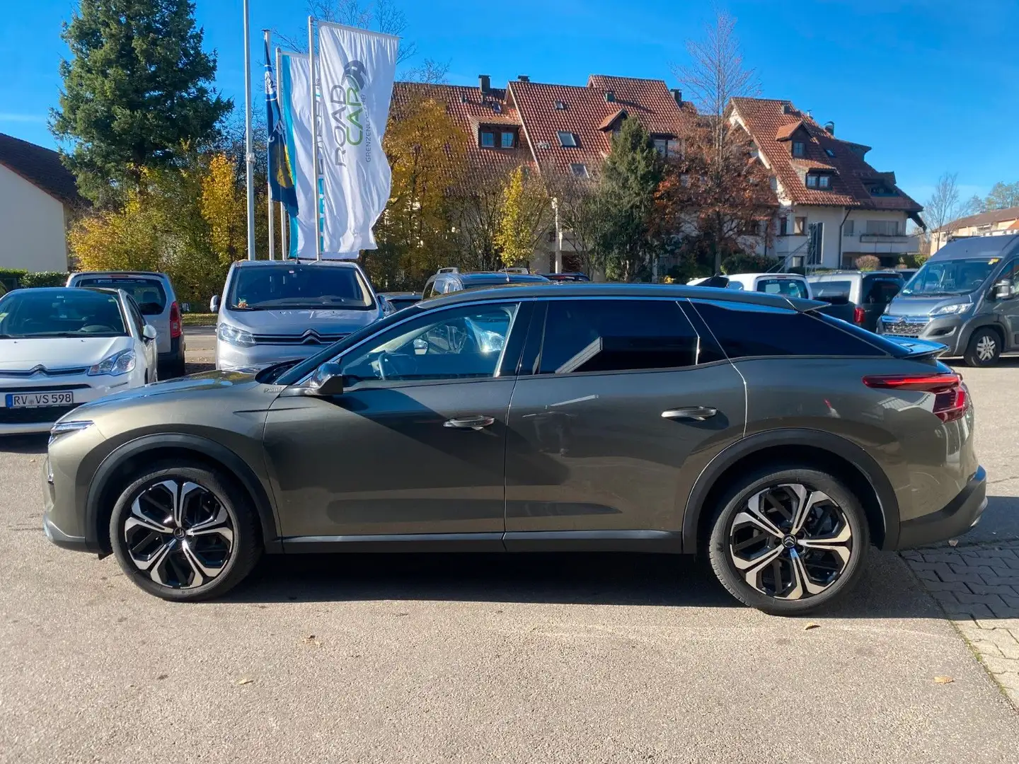 Citroen C5 X C5X Plus 130 PS Automatik *1.Hand *Navi *Kamera Grau - 2