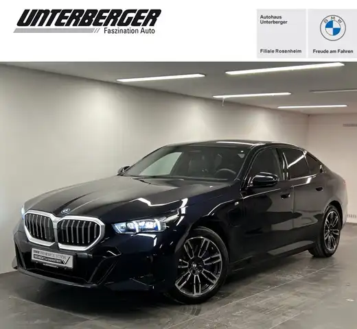 BMW 550 e xDrive Limousine M Sportpaket B&W DAB LED Komfor