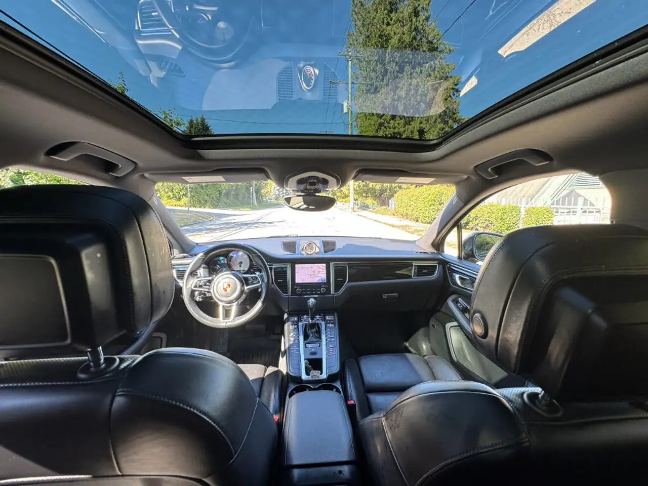 Porsche Macan снимка Porsche Macan