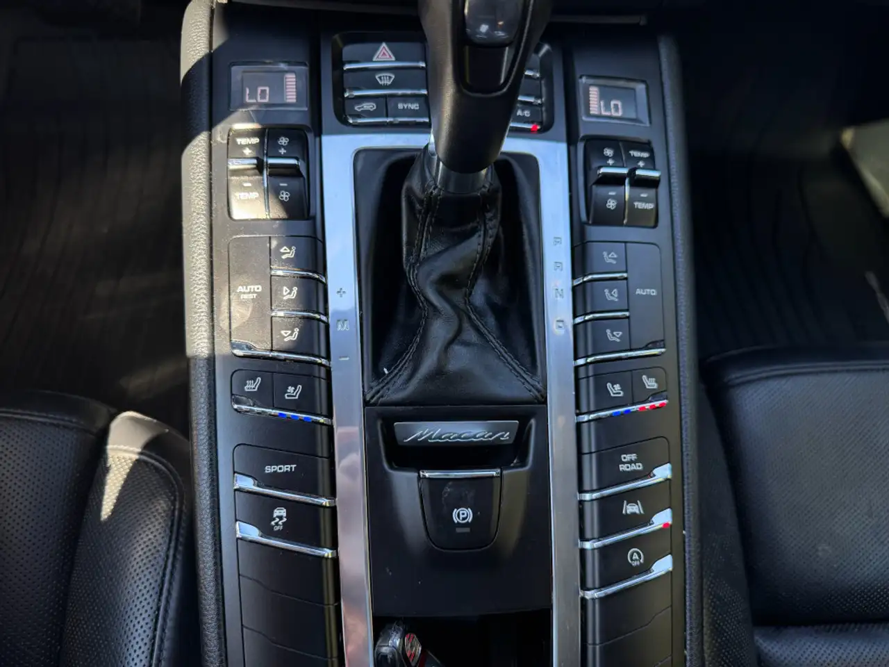 Porsche Macan снимка Porsche Macan