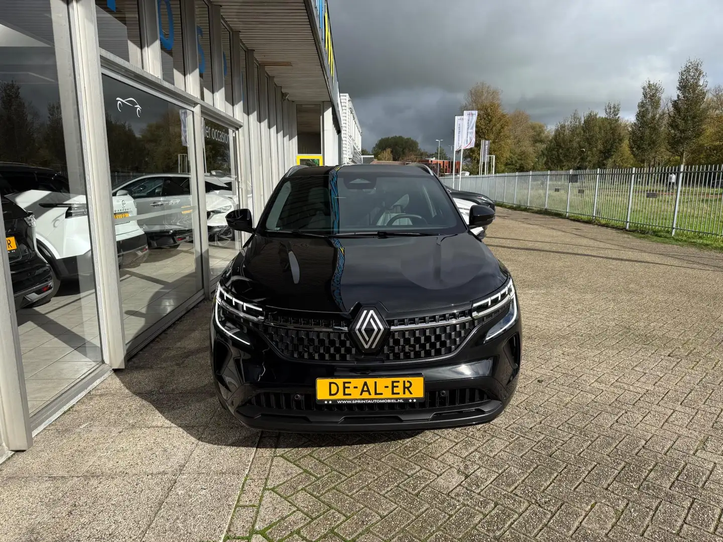 Renault Austral 1.3 mild hybrid 160 techno 158PK / PANORAMADAK / N Zwart - 2