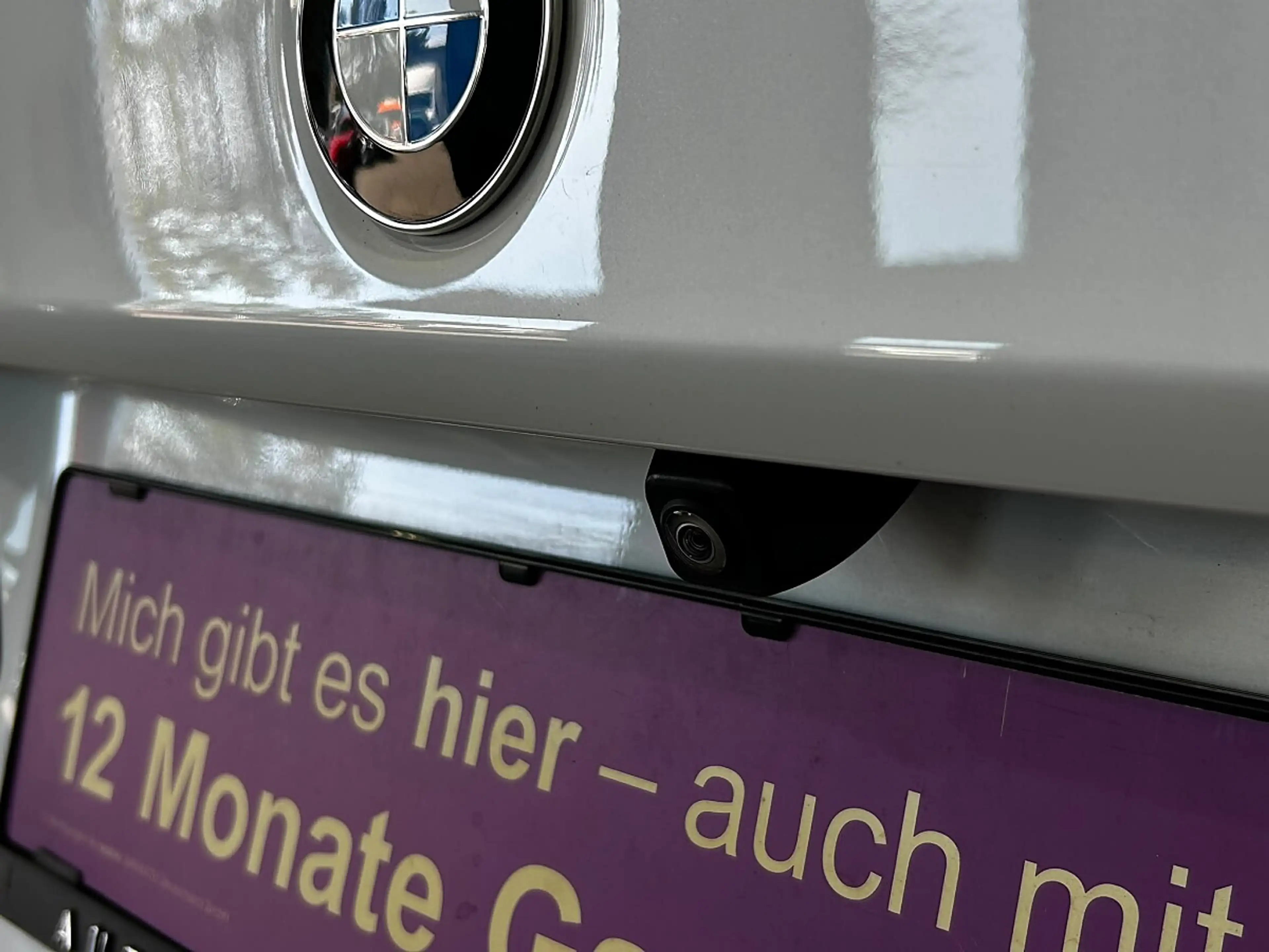 BMW 518 d Aut.//SCHIEBEDACH//HEAD-UP//360°-KAMERA//AMBI... — photo 7