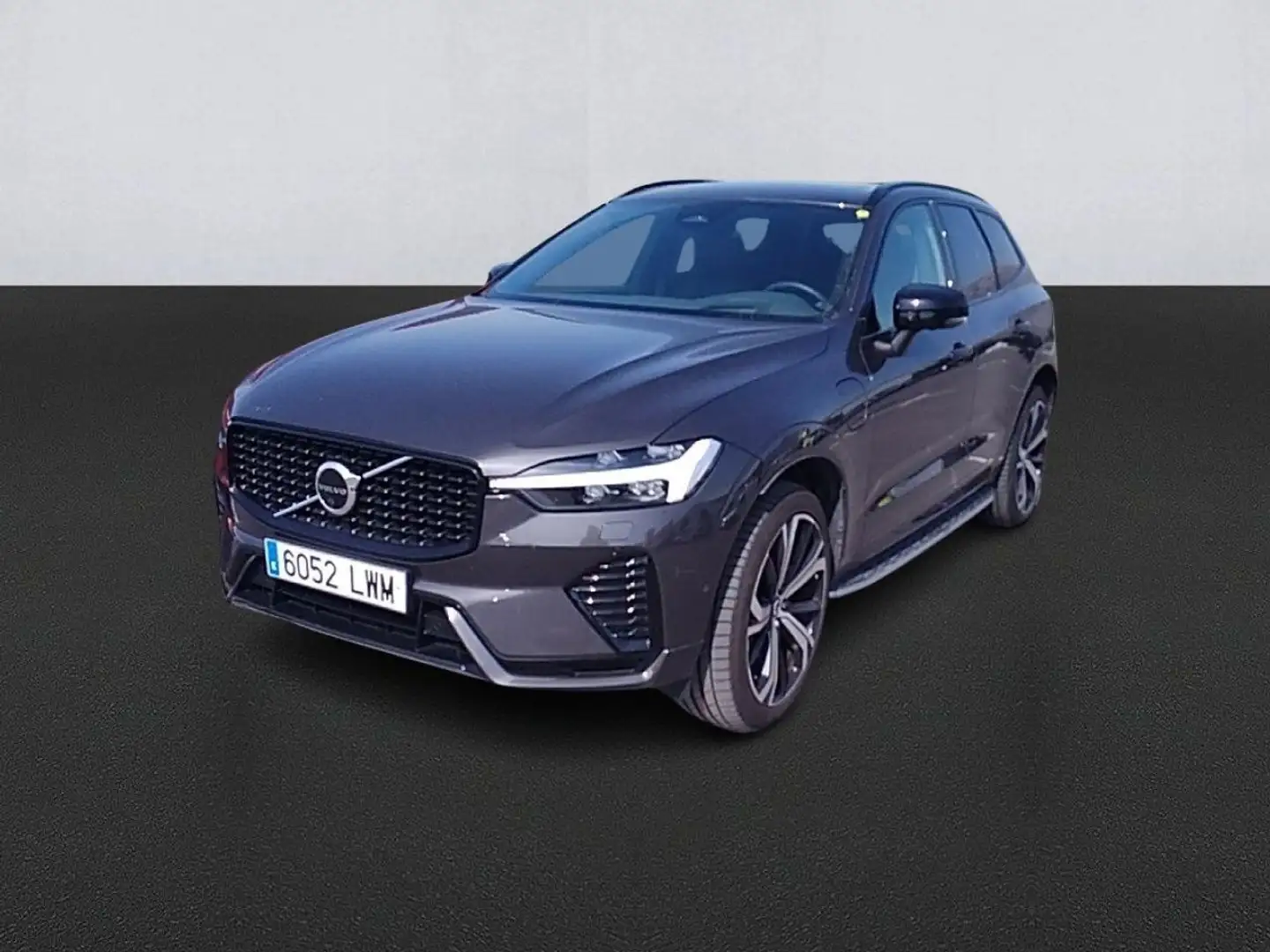 Volvo XC60 T6 Recharge R-Design Gris - 1