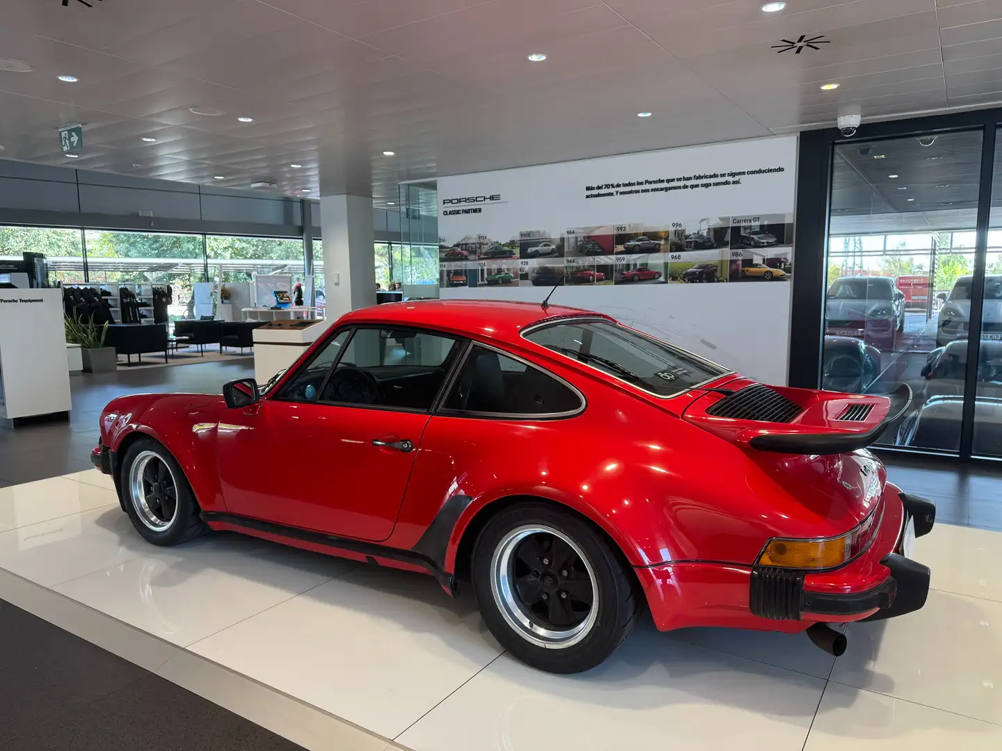 Porsche 930 TURBO Rojo - 2