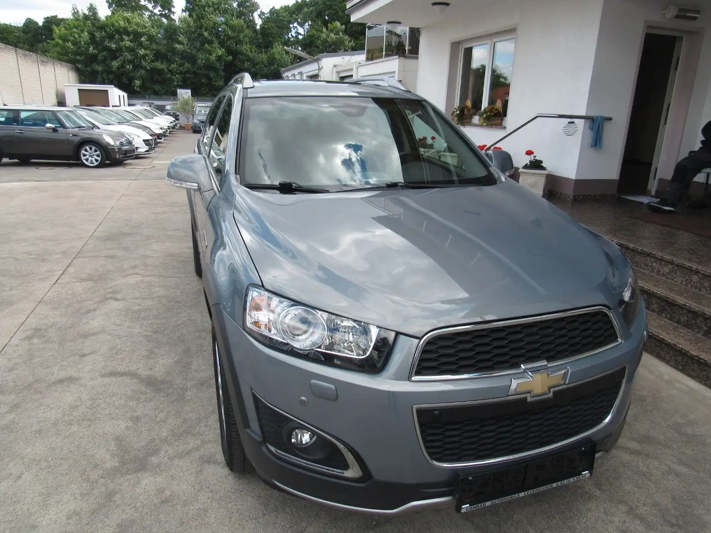 Chevrolet Captiva 2.2 D LTZ 4WD,AUTOMATIK,ALLRAD,7-SITZE. Gri - 2