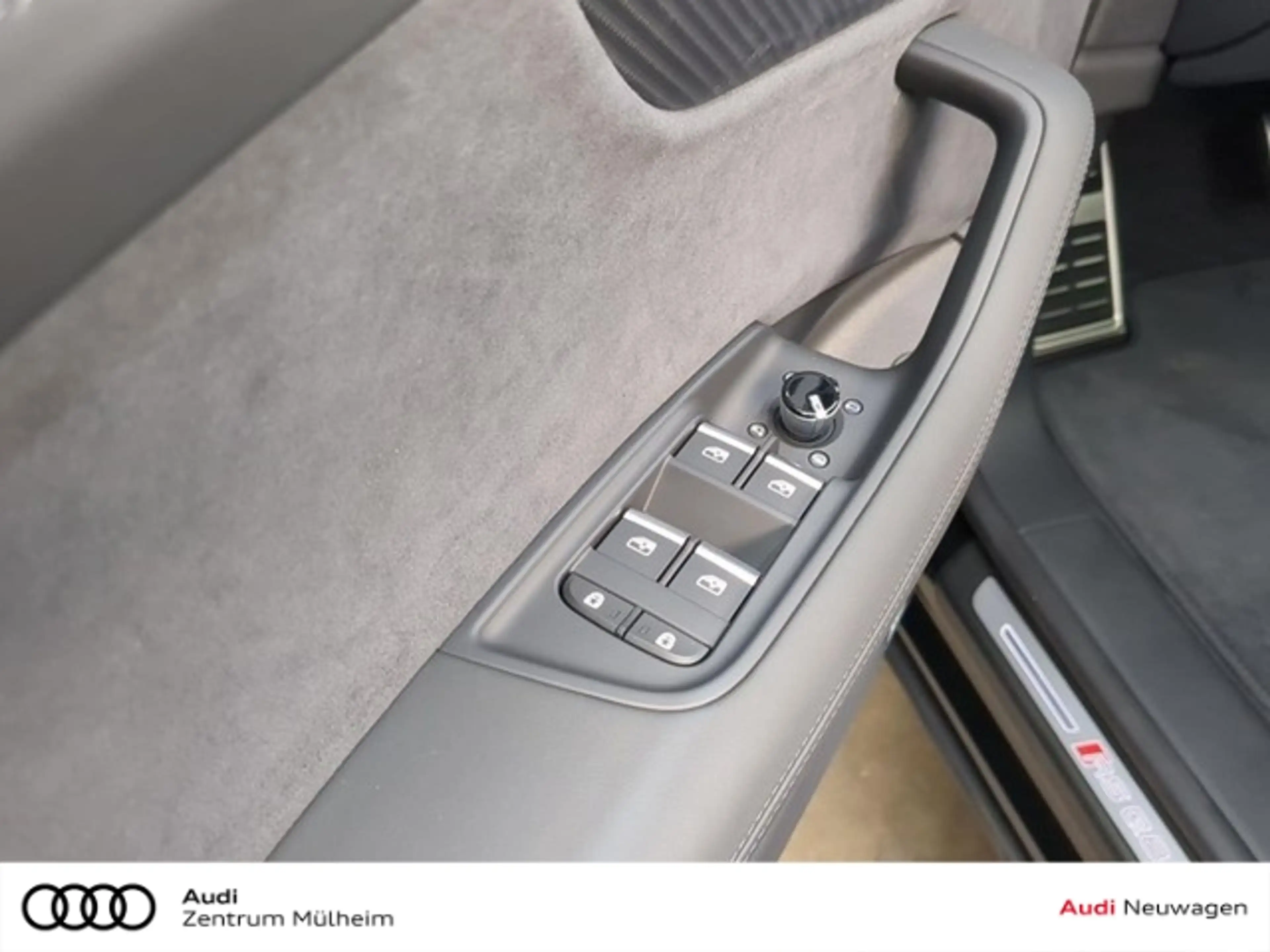 Audi RS Q8 quattro performance 640 PS tiptronic — photo 11