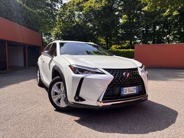 2.0 Design 2wd cvt
