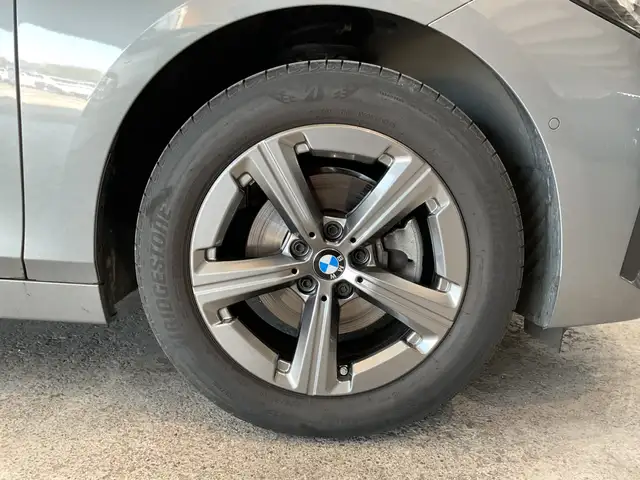 BMW 2 Series view 12