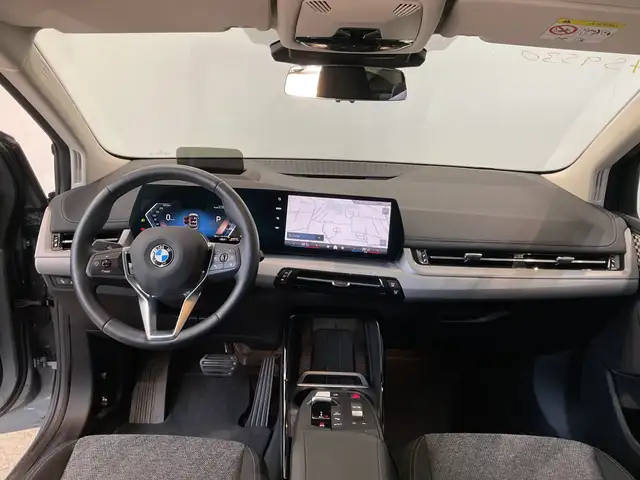 BMW 2 Series view 3