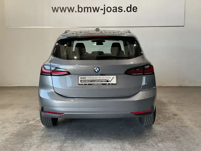 BMW 2 Series view 14