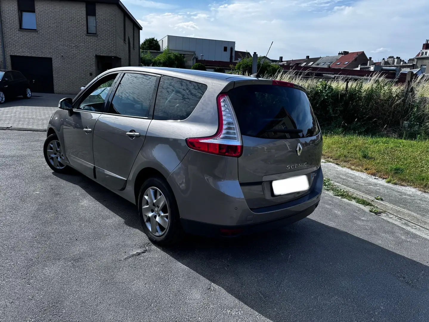 Renault Scenic 1.5 dCi Dynamique FAP Euro 5 - 1