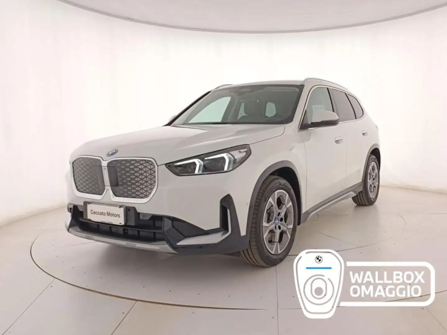 BMW iX1 edrive 20 Special Edition Bianco - 1