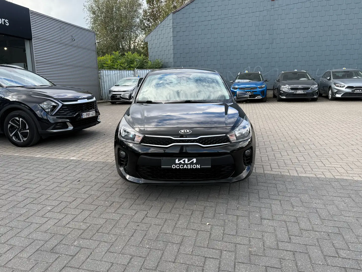 Kia Rio Rio 1.2i Easy**AIR-CO**NAVI**CAMERA**GARANTIE Noir - 2