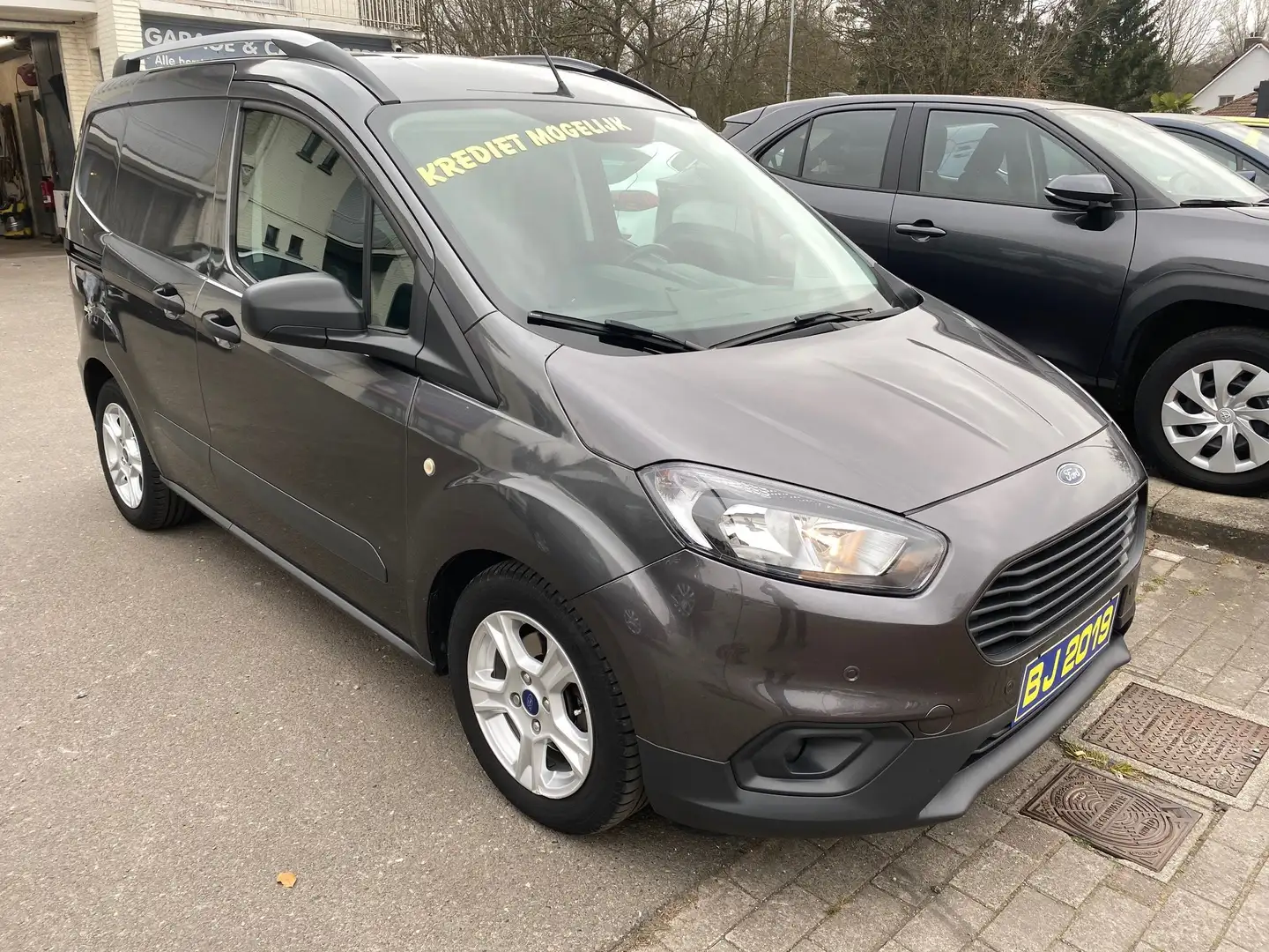 Ford TRANSIT COURIER Grijs - 1
