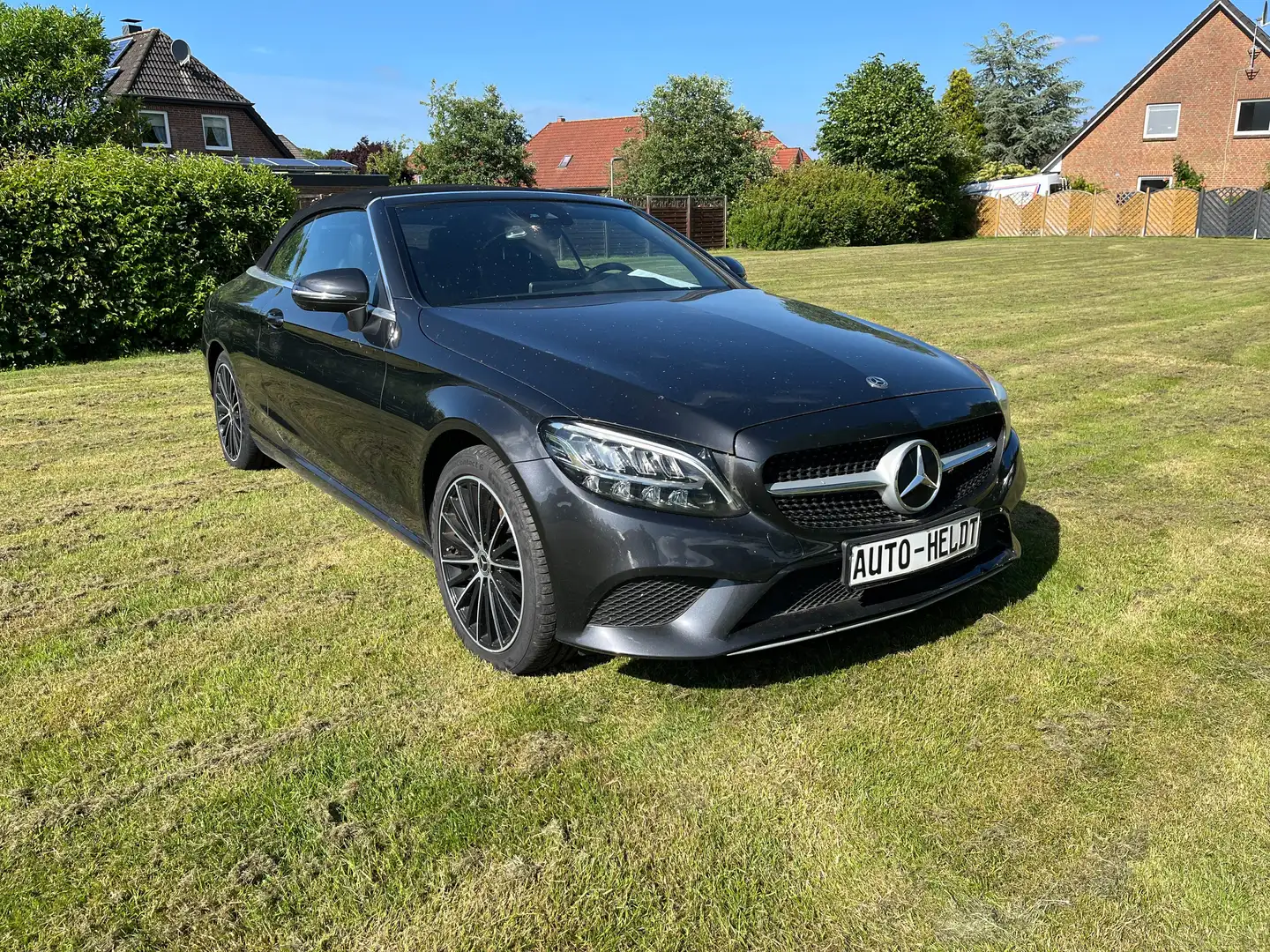 Mercedes-Benz C 300 C 300 4Matic (205.484) Gris - 2