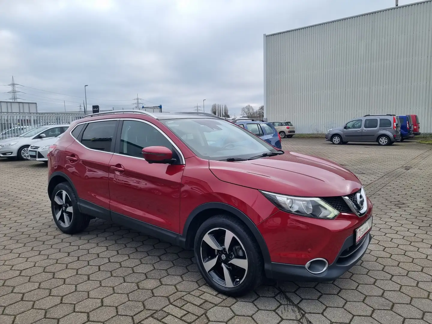 Nissan Qashqai 1.6 dCi Xtronic N-Connecta"Lückenlos S-Heft... Rot - 2