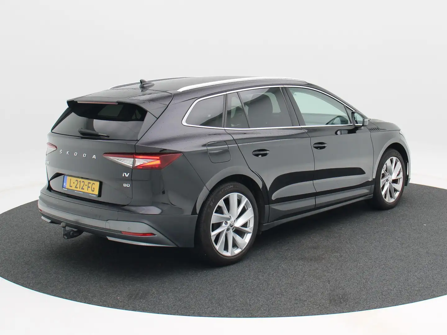 Skoda Enyaq iV 80 204 Pk Automaat | Adaptive Cruise | Stoelver Schwarz - 2