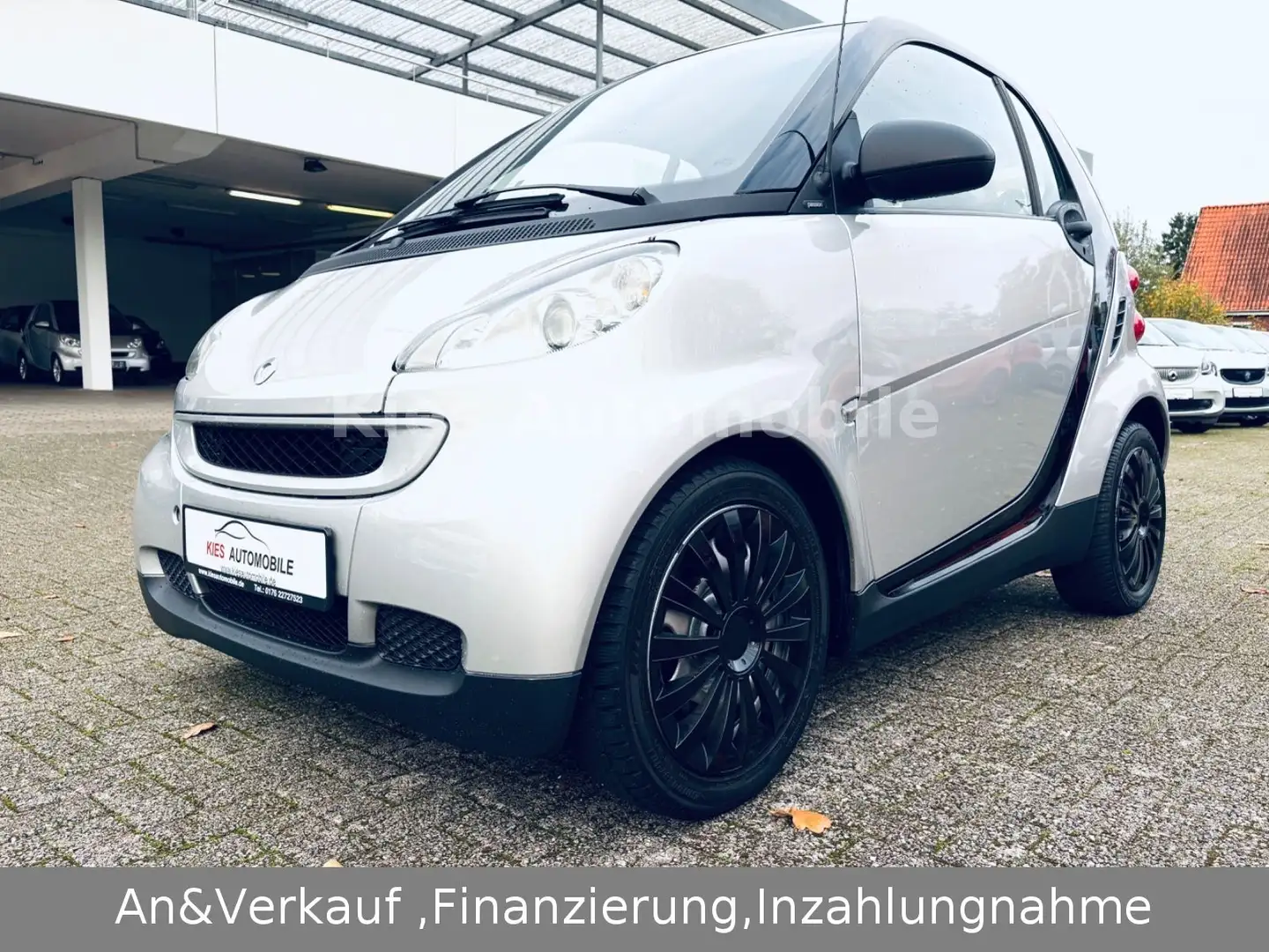 smart forTwo Passion AUTOM/KLIMA/PANO/1.HAND/MWST Schwarz - 1