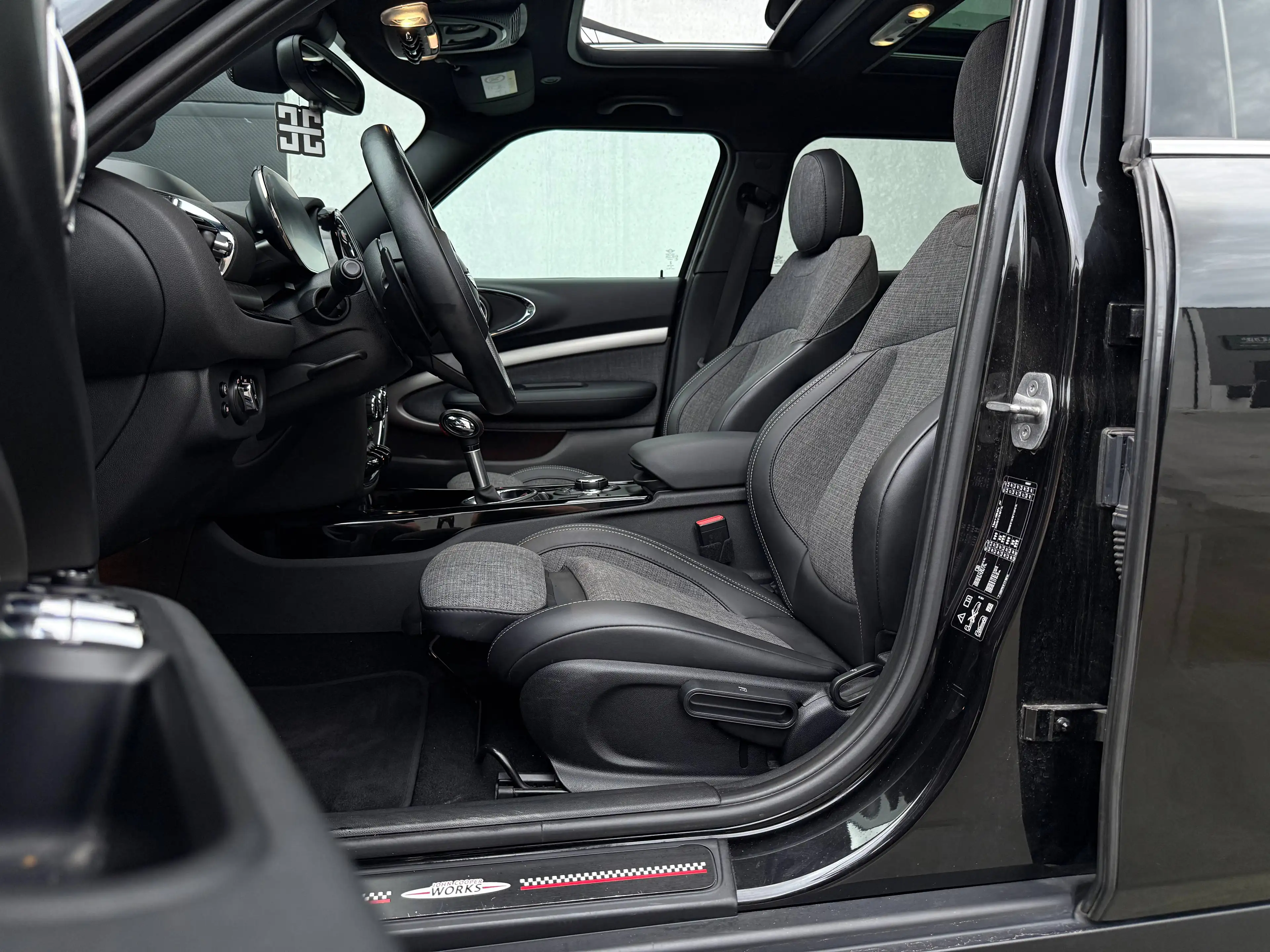 MINI Cooper SD Clubman Mini Clubman Cooper SD ALL4 | PANO | HUD | HARMAN KARDON | JCW | CAMERA — photo 8