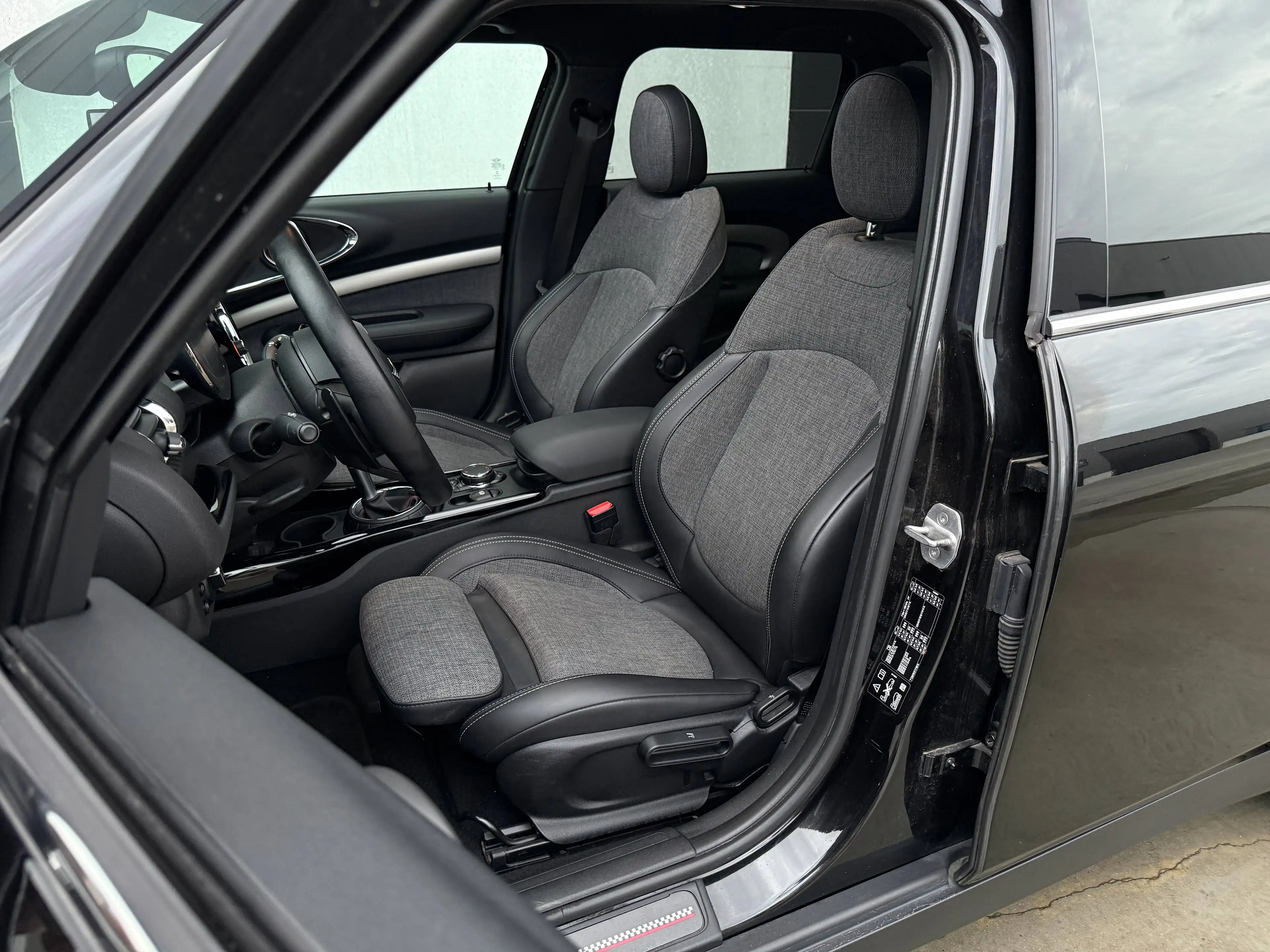 MINI Cooper SD Clubman Mini Clubman Cooper SD ALL4 | PANO | HUD | HARMAN KARDON | JCW | CAMERA — photo 7