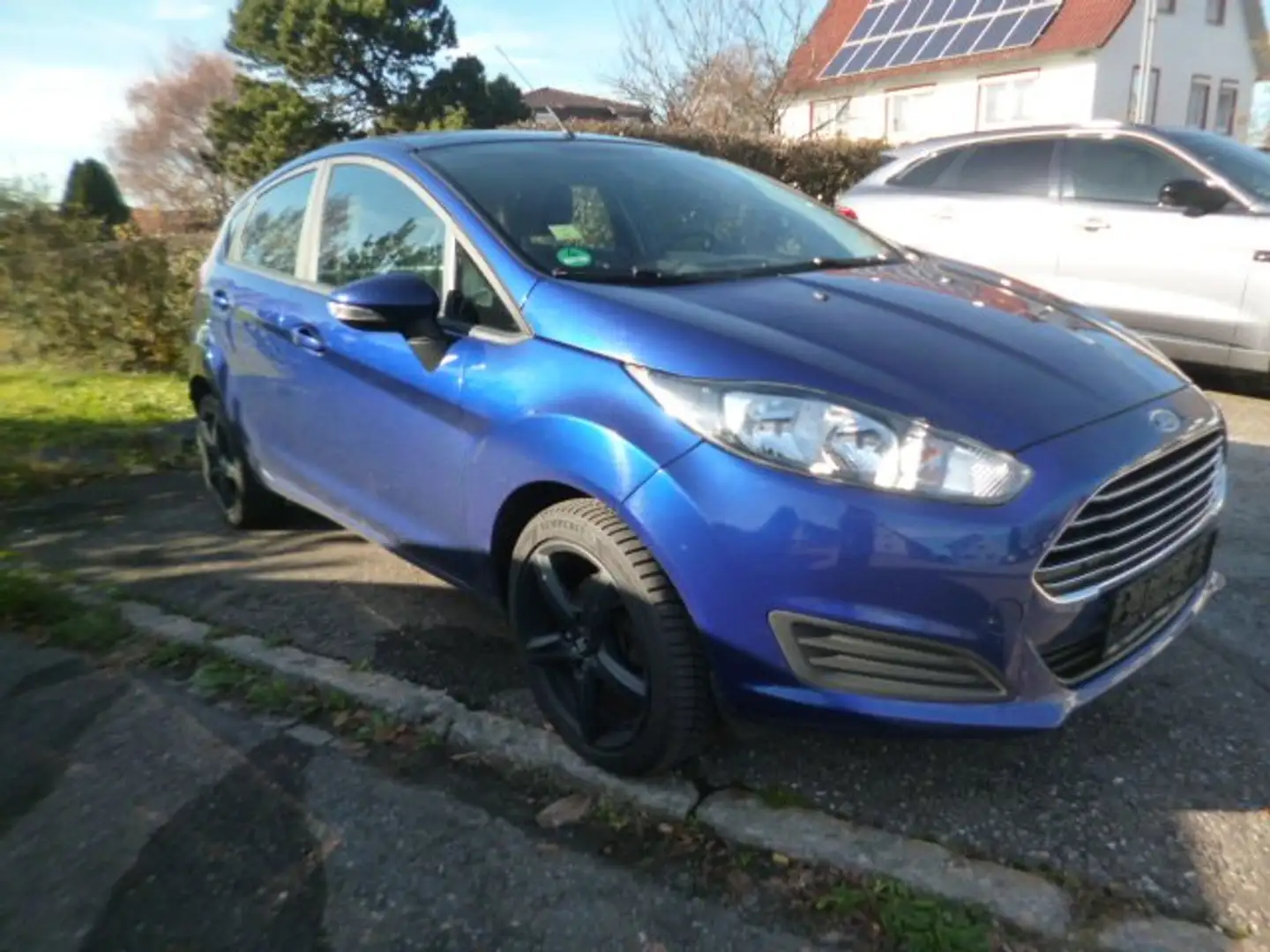Ford Fiesta Trend Gepflegt SO+WI Reifen Blau - 1