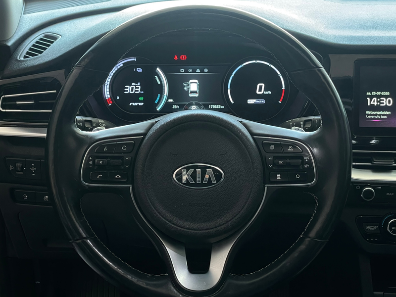 Kia e-Niro DynamicPlusLine 64 kWh FASE 3 SOH100%|PANO|CAMERA| — photo 9