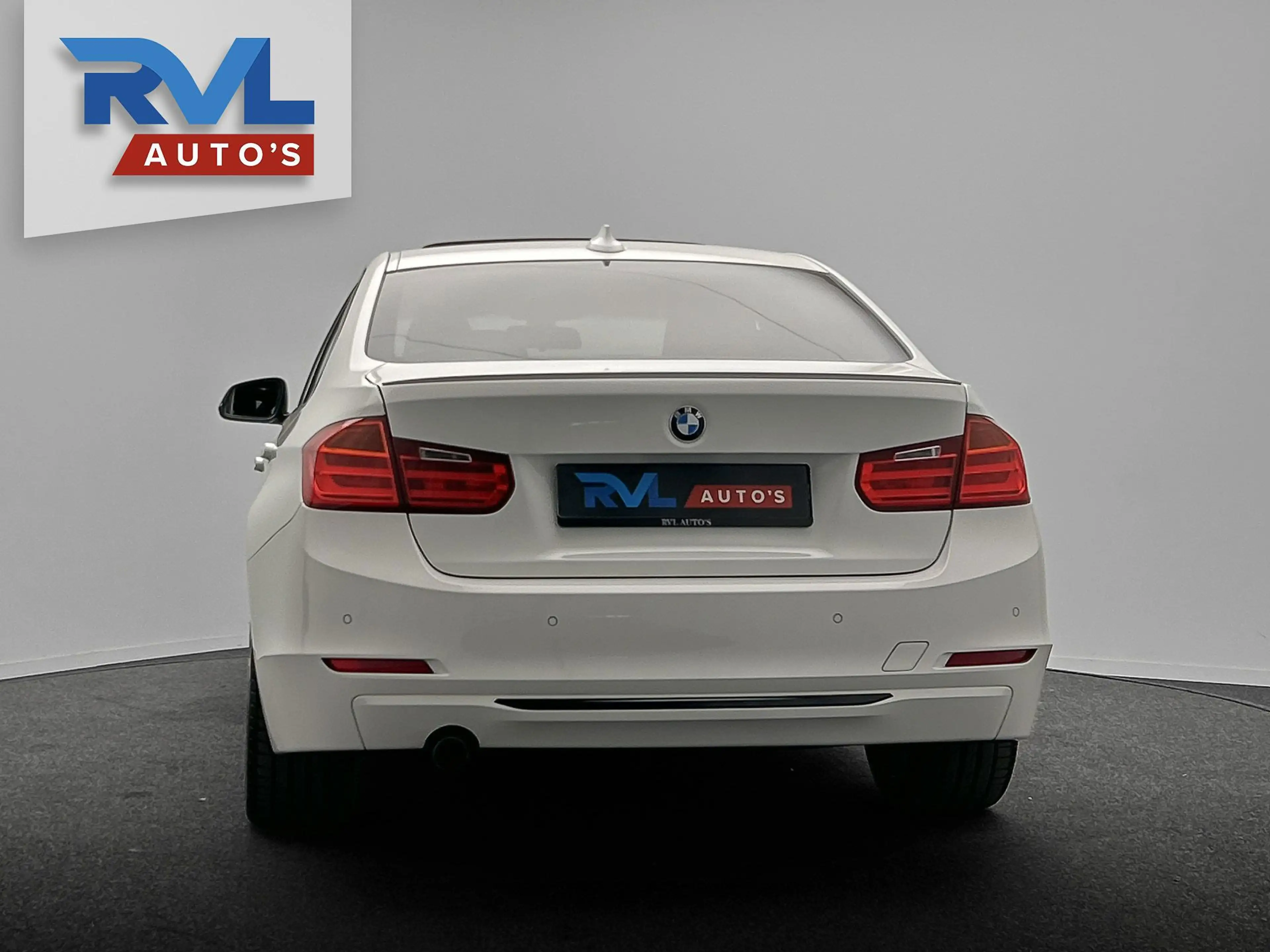 BMW 316 3-serie 316i High Executive | Origineel NL | Panor — photo 48