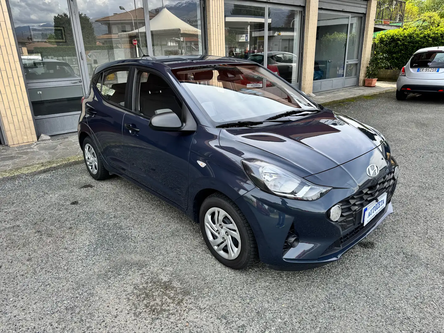 Hyundai i10 i10 1.0 Advanced Go! Pack econext Gpl Gris - 1