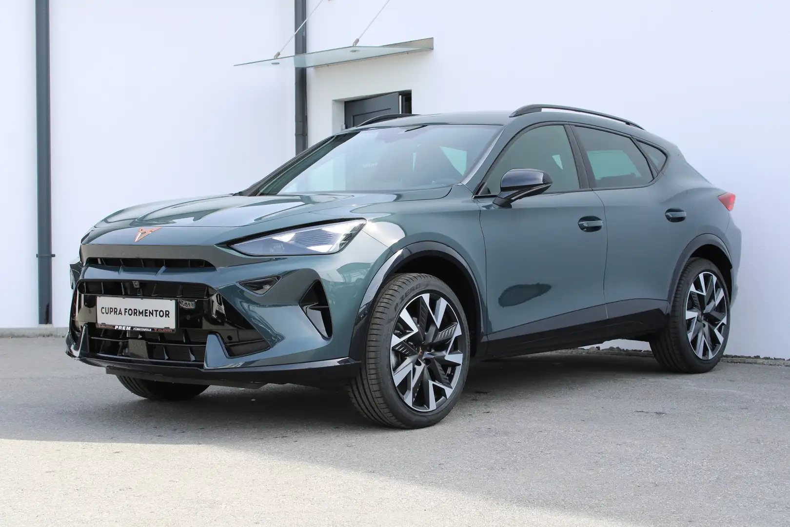 CUPRA Formentor 1.5 TSI 150 PS ACT mit richtig vielen Extras! Blau - 2