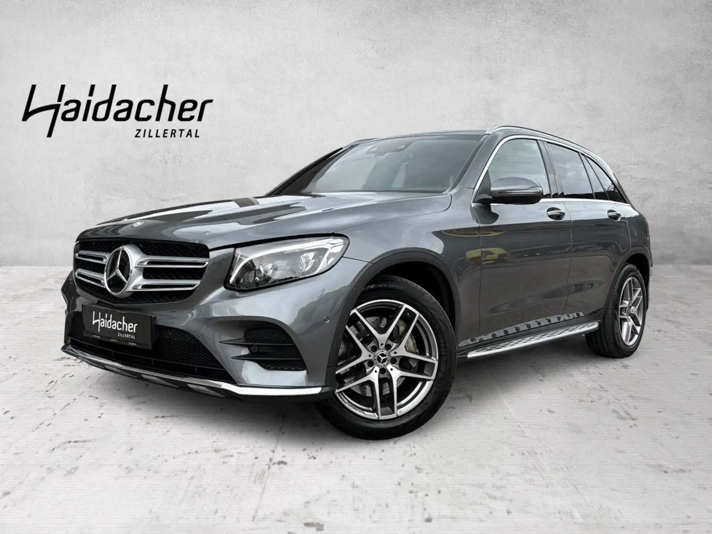 Mercedes-Benz GLC 220 d 4MATIC AMG FAP Distr RKam KeyGo PTS Grau - 1