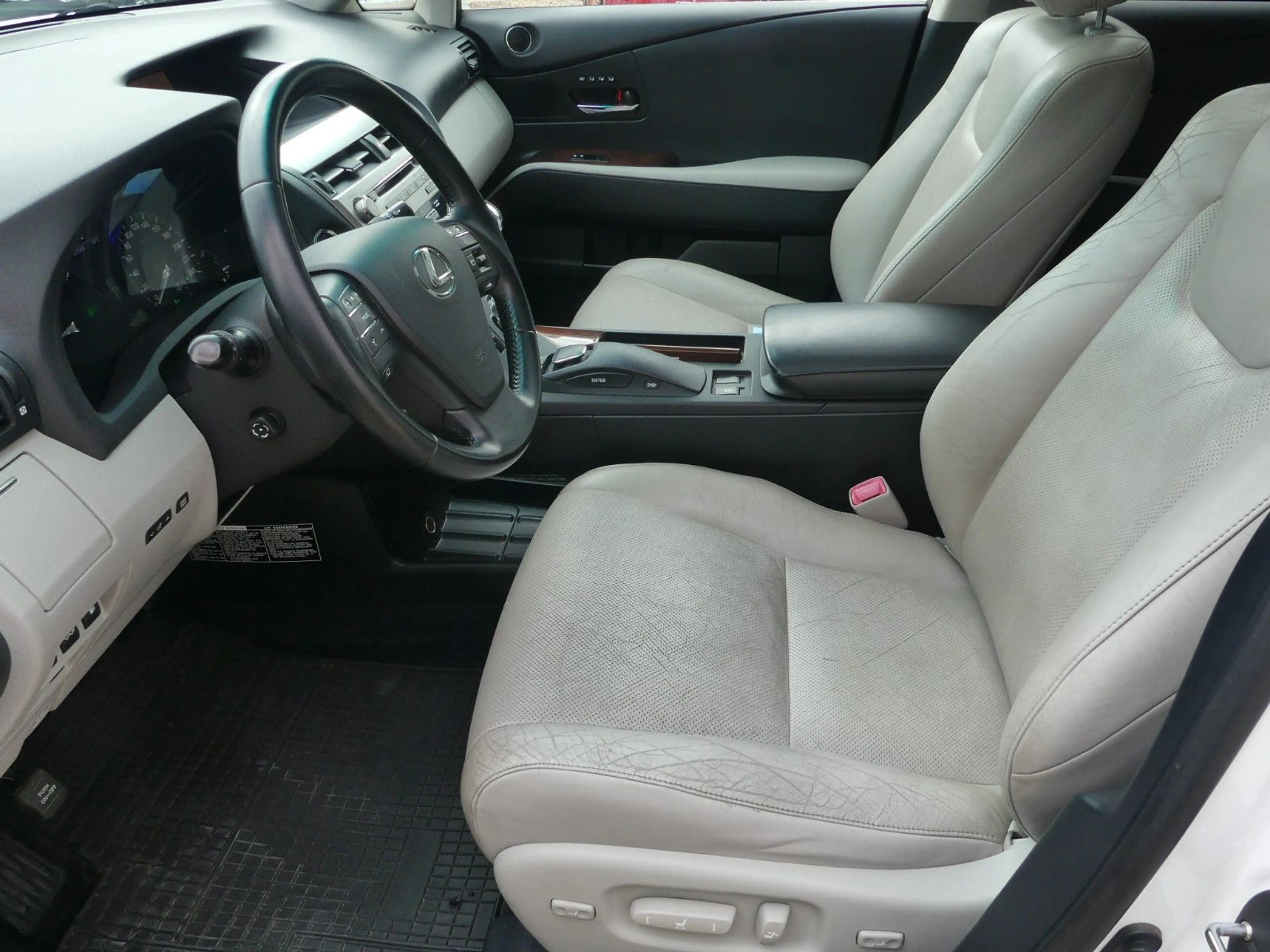 Lexus RX 450h RX450h/Leder/LED/Navi/AHK/Sitzklima — photo 15