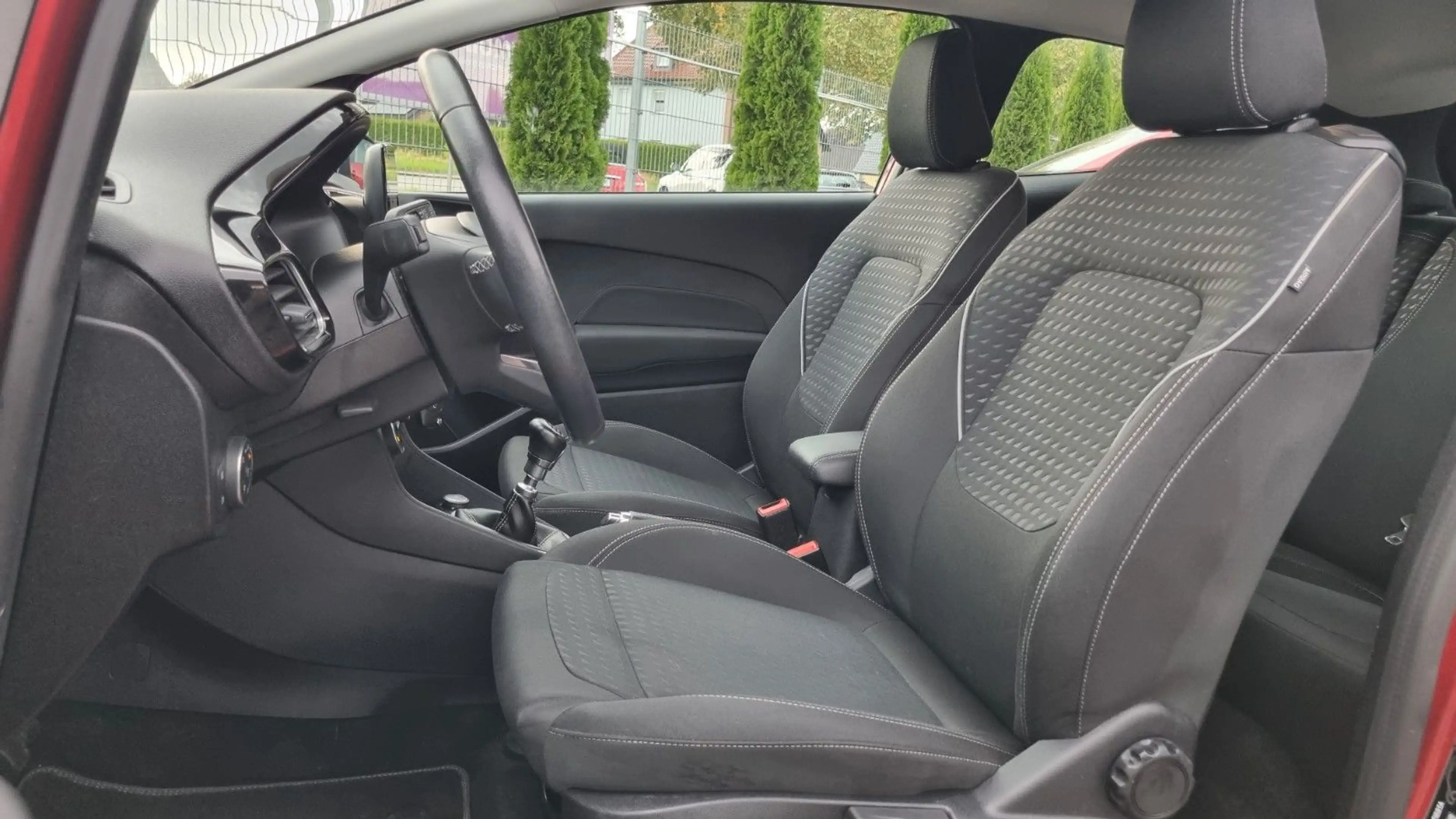 Ford Fiesta Titanium / Inkl. Garantie — photo 11