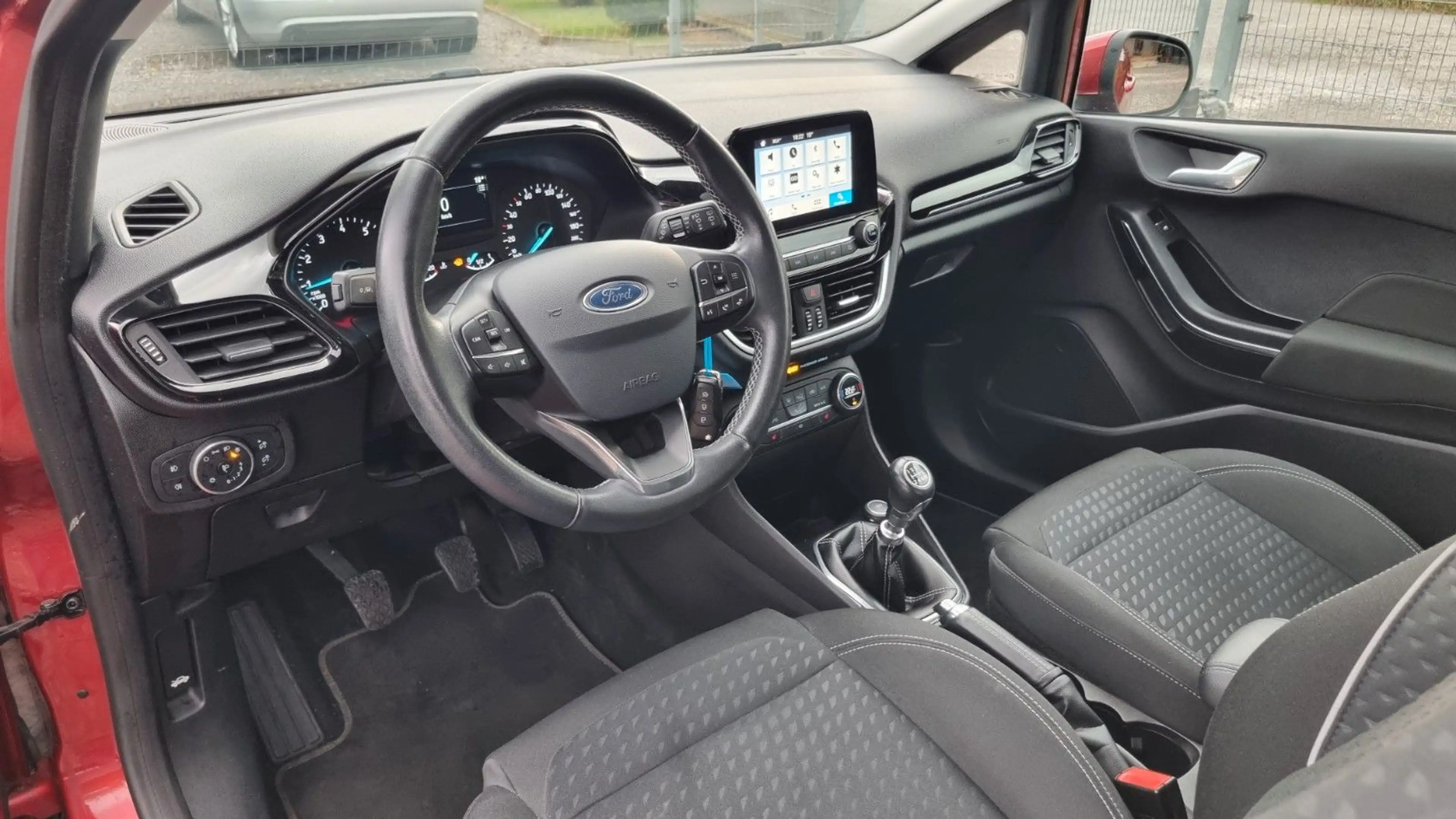 Ford Fiesta Titanium / Inkl. Garantie — photo 12