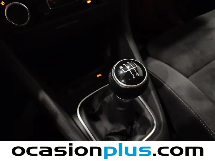 Volkswagen Golf 2011, foto 5