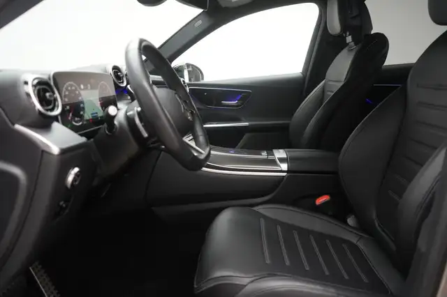 Mercedes-Benz GLC view 9