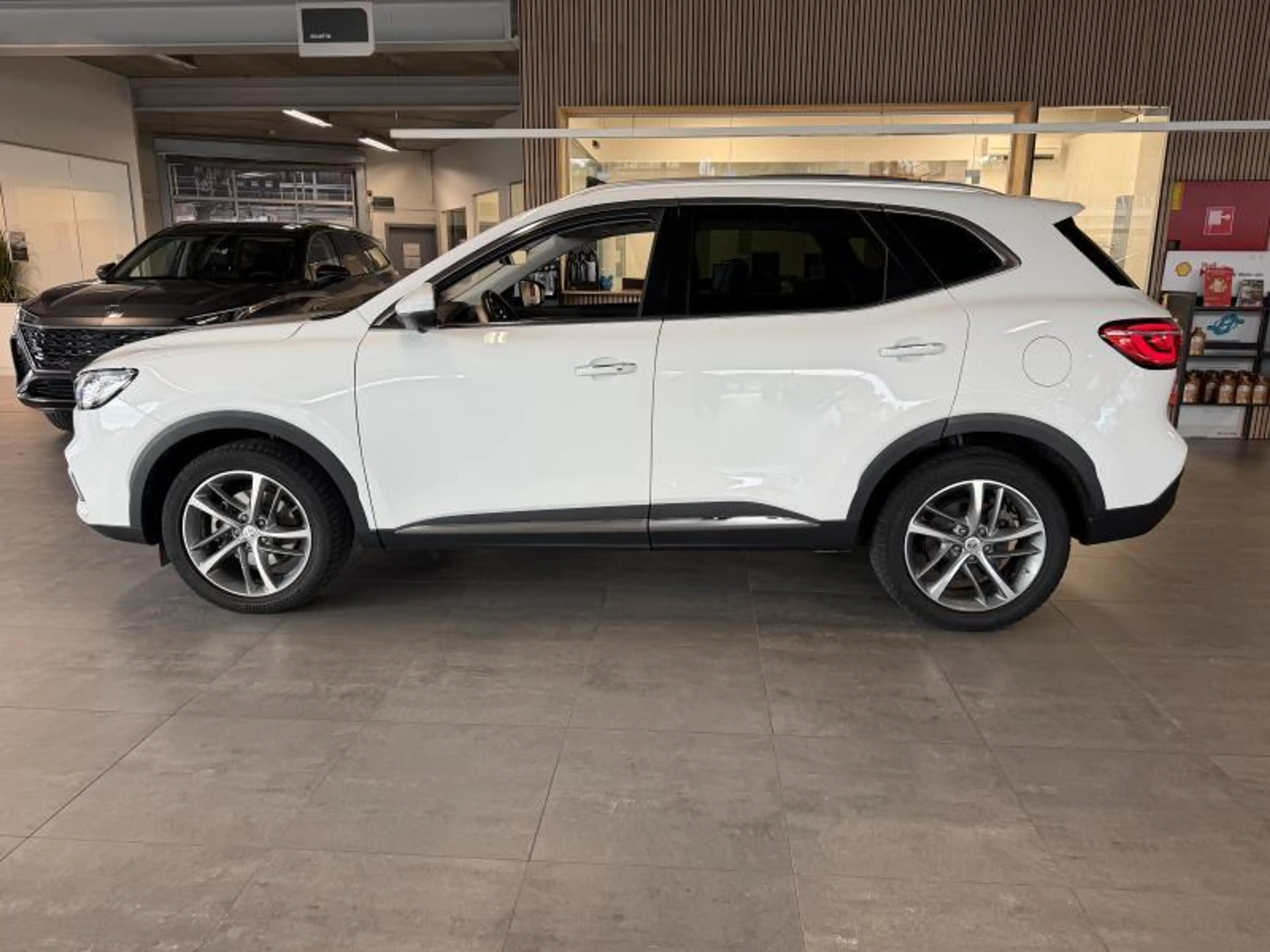 MG EHS 1.5T-GDi PLUG-IN Luxury | GPS, camera,... | FULL O — photo 8