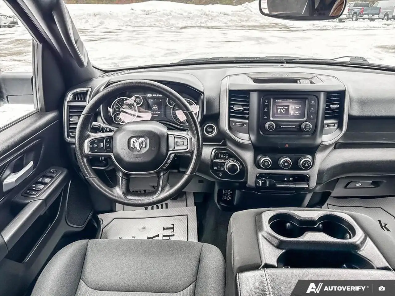 RAM 1500 снимка RAM 1500