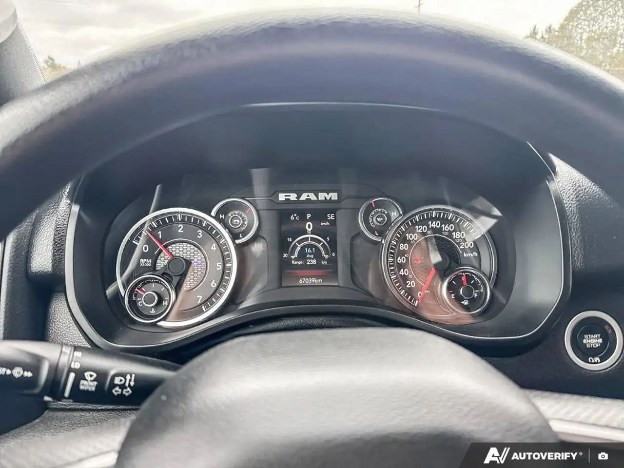 RAM 1500 снимка RAM 1500