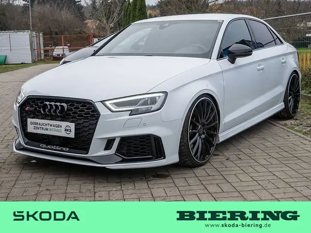 Audi RS3 Limousine quattro NAVI ACC B&O MATRIX-LED