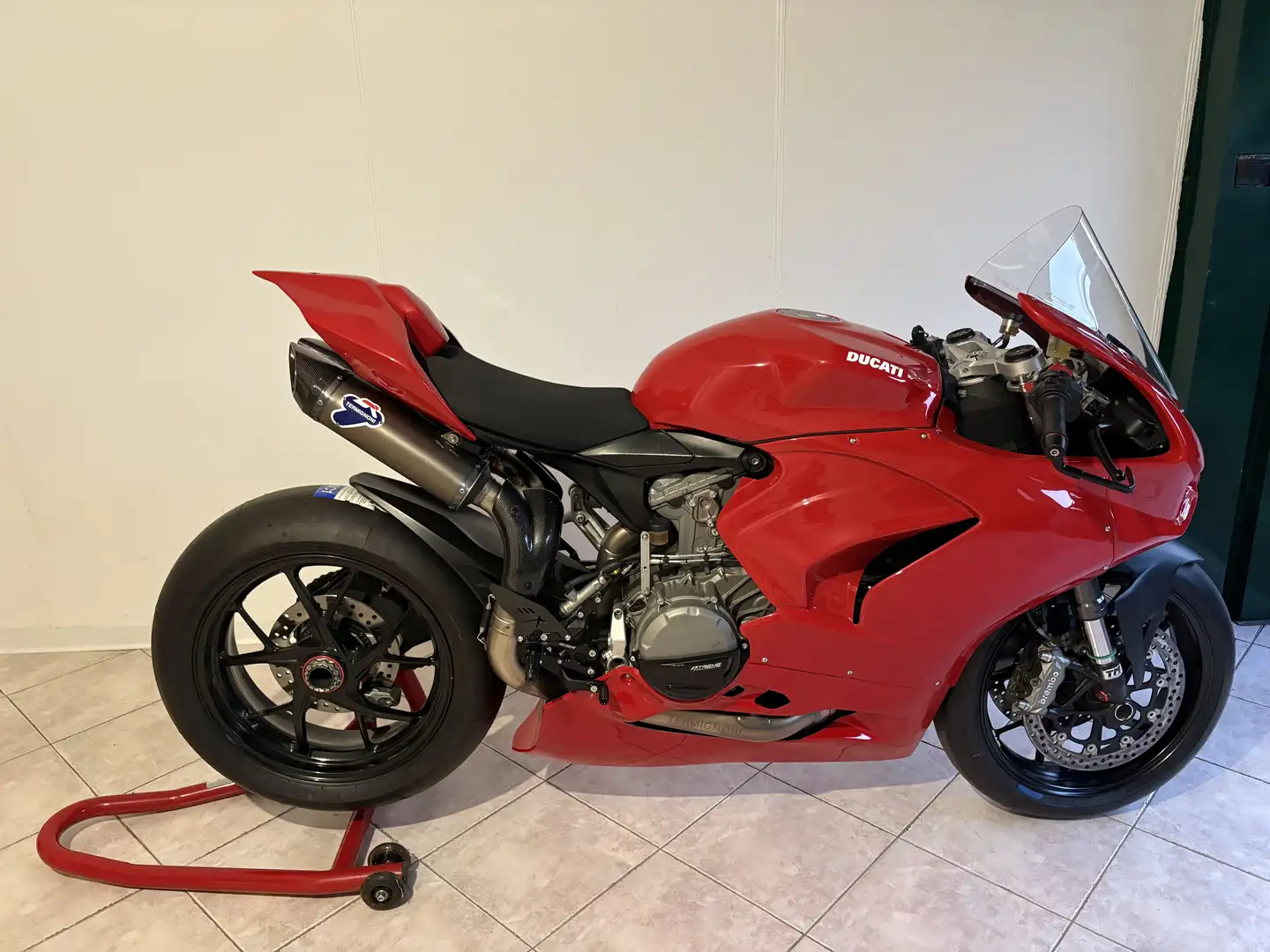 Ducati Panigale V2 - 1
