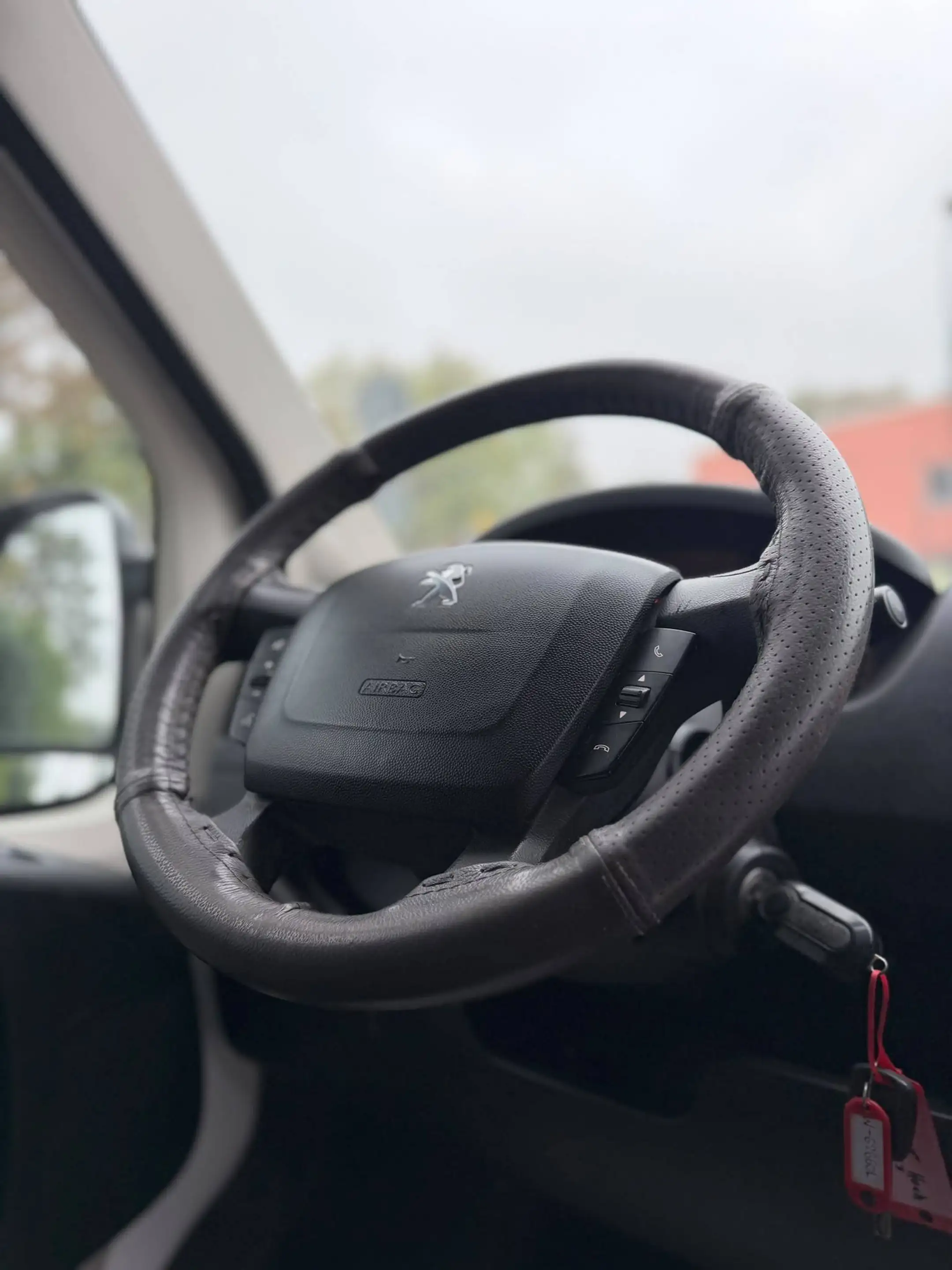 Peugeot Boxer HDi (335) — photo 11