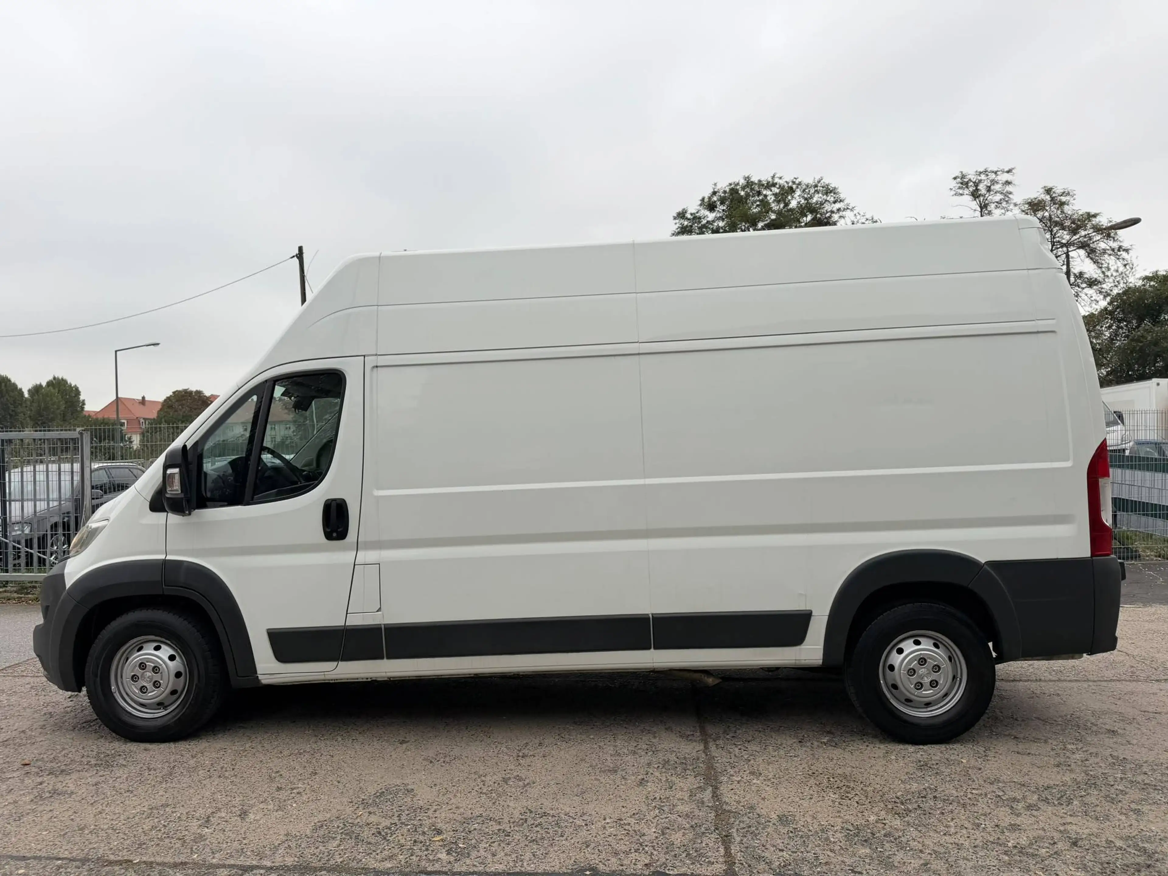 Peugeot Boxer HDi (335) — photo 8