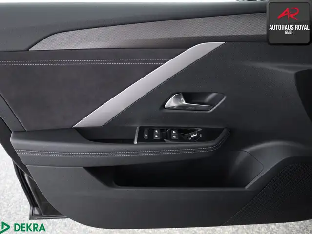 Opel Astra view 14
