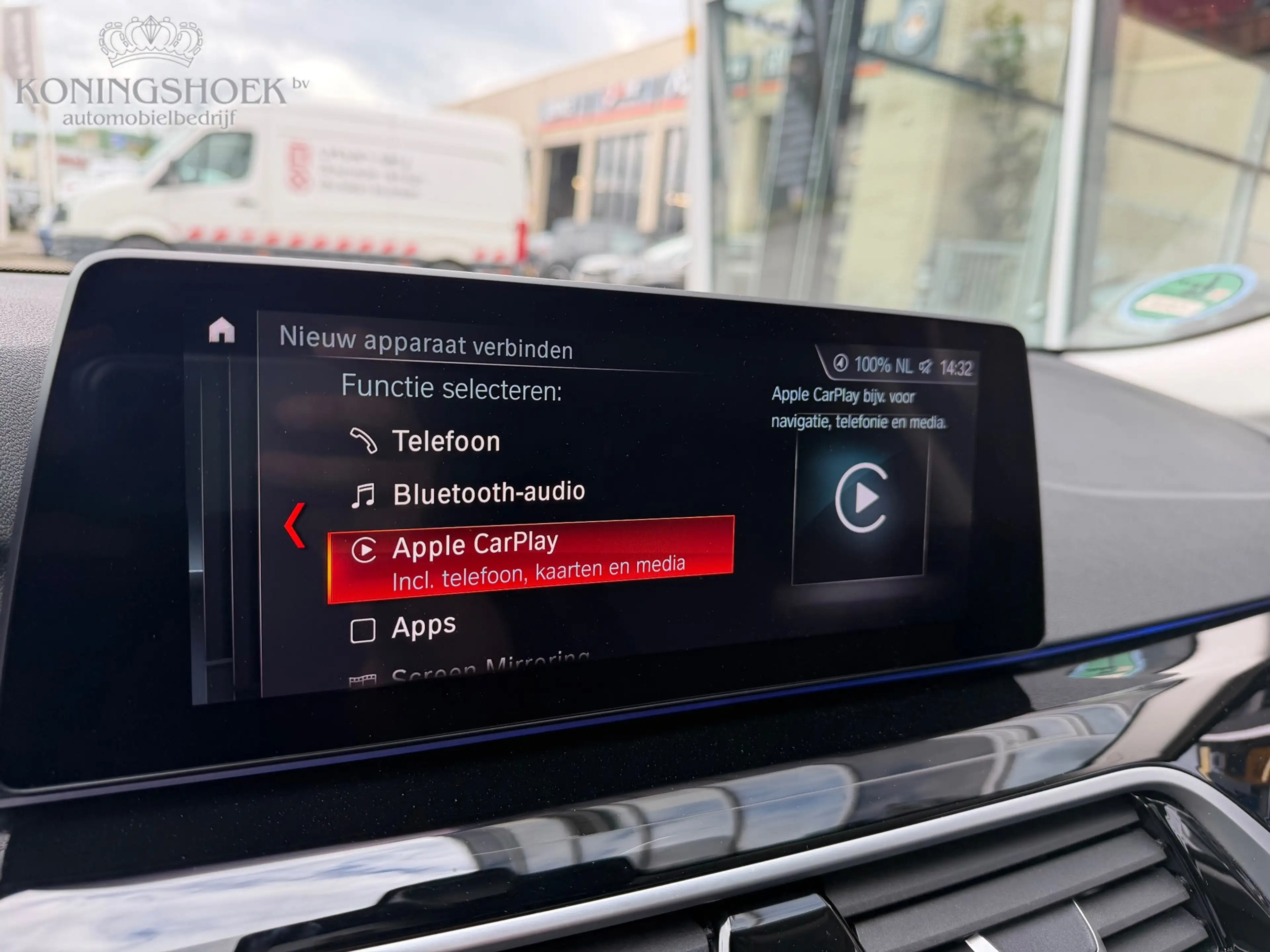 BMW 540 5-serie Touring 540i xDrive High Executive — photo 22